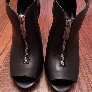 NWT Michael kors peep toe heels
